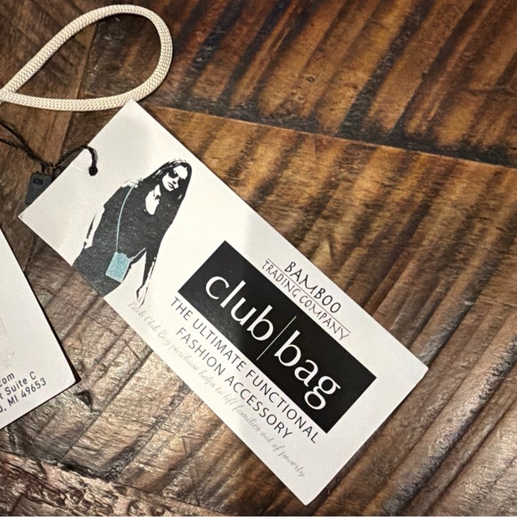 Beaded Metallic Gold Clutch Wristlet and phone holder - Picture 5 of 6